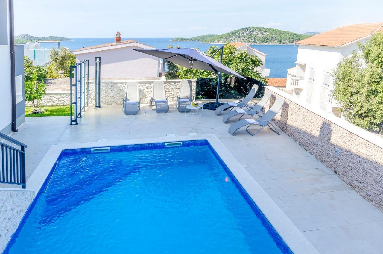 Apartments Katic Ražanj Екстериор снимка